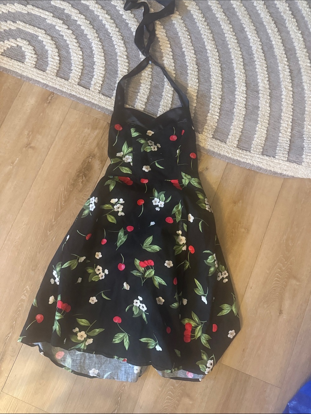 Dress Tells cherry print dress